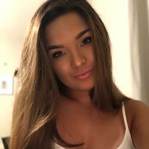 Meet your Posher, Makayla